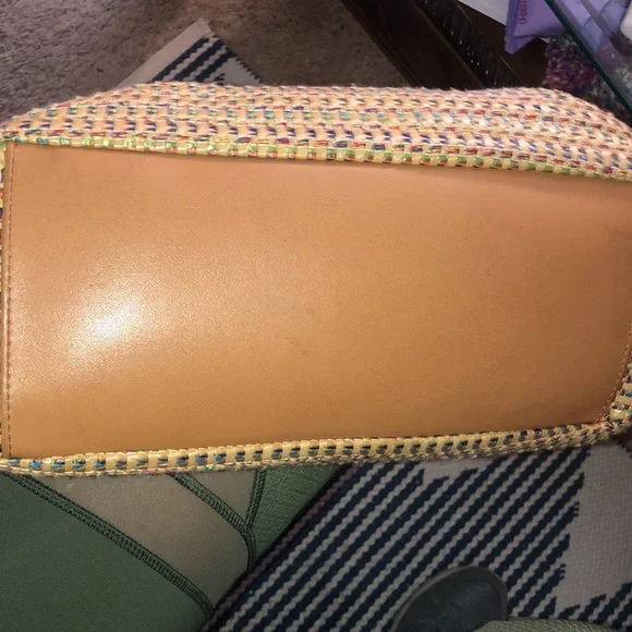 Vintage Fossil Key hand bag. - Picture 8 of 8